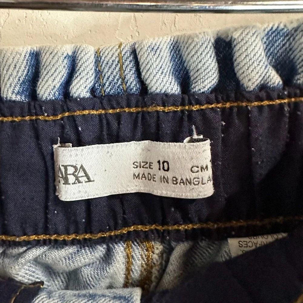 Zara Girls 10 Mom High Rise Straight Leg Jeans Light Wash